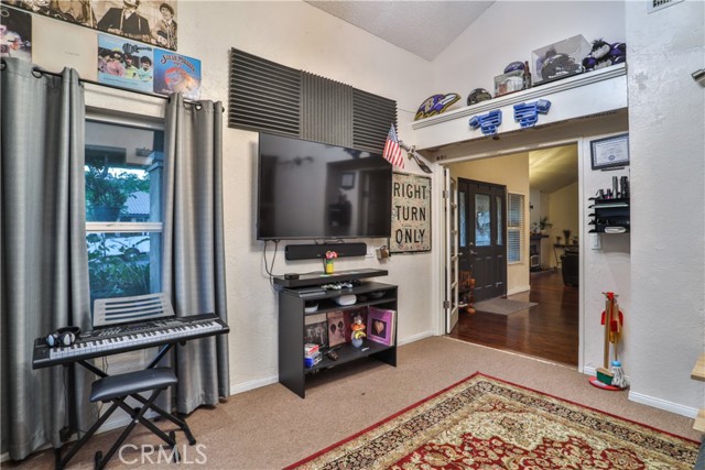 6073 Cameo Street, Rancho Cucamonga CA: https://media.crmls.org/medias/8640711e-dd9e-420a-a666-340a471e4dc1.jpg