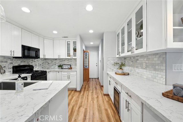 5 Pappagallo, Aliso Viejo CA: https://media.crmls.org/medias/86411f86-f9c6-4b41-9595-a9003db71227.jpg