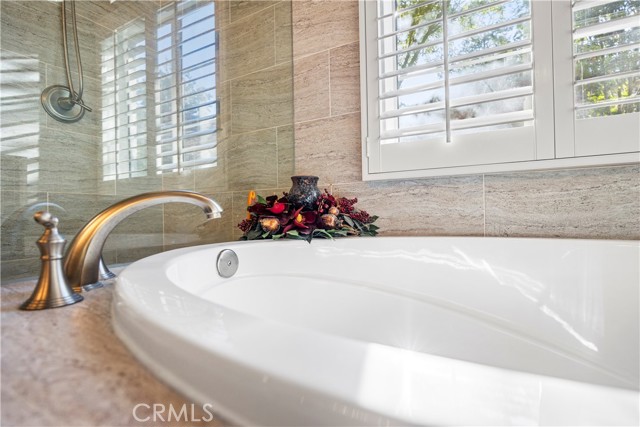 16015 Ranch House Rd, Chino Hills CA: https://media.crmls.org/medias/86420496-20c0-47ec-bf66-53e450258298.jpg