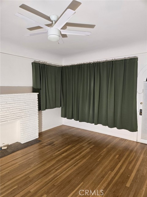 Detail Gallery Image 7 of 27 For 1731 Winona, Hollywood,  CA 90027 - 2 Beds | 1 Baths