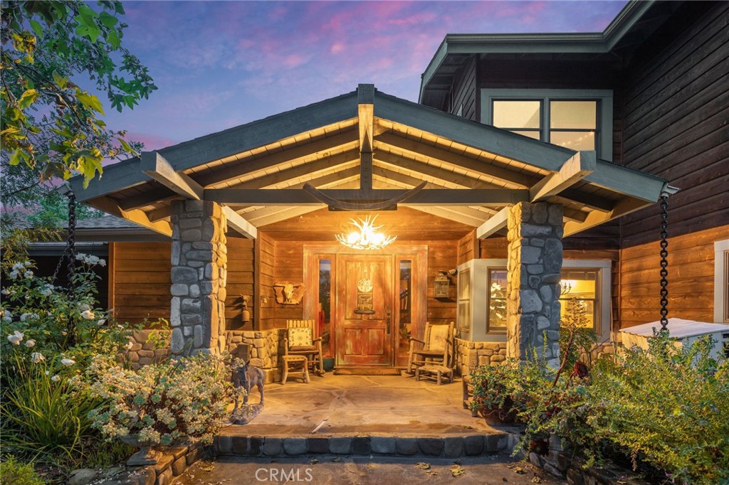 925 N. Signal, Ojai, CA 93023
