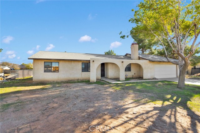 15457 Washoan, Apple Valley CA: https://media.crmls.org/medias/86442aa3-0626-4780-b89c-1f7f447a43a5.jpg