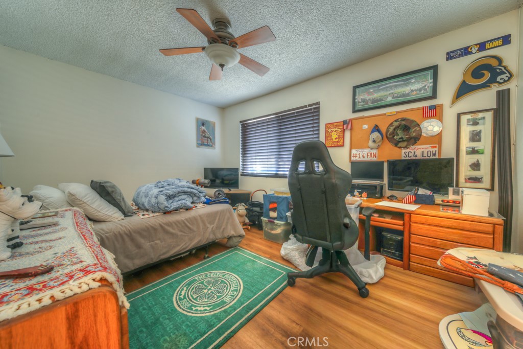 https://media.crmls.org/medias/864445ae-1418-4d6b-b385-1ad8e69059eb.jpg?preset=X-Large