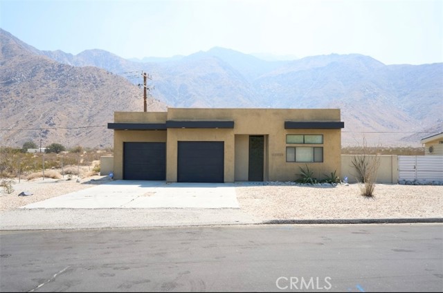 60055 Overture Drive, Palm Springs CA: https://media.crmls.org/medias/864508b2-bc46-4367-995d-7084198e7d6d.jpg