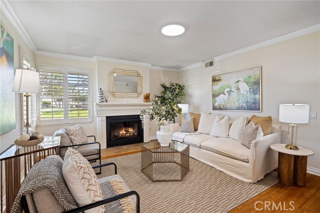 Detail Gallery Image 3 of 61 For 77 Greenbough #155,  Irvine,  CA 92614 - 3 Beds | 2 Baths
