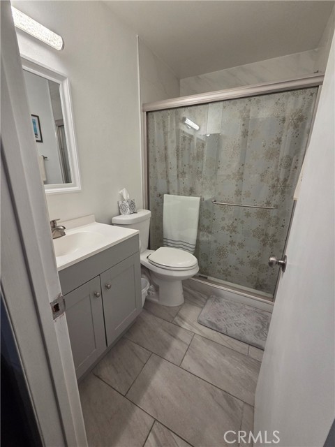 Detail Gallery Image 6 of 15 For 19816 Spanish Oak, Newhall,  CA 91321 - 2 Beds | 2 Baths