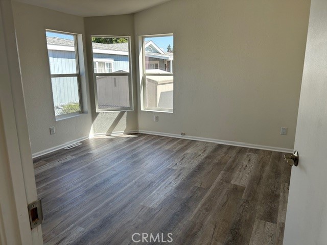 701 E Lassen Avenue, Chico CA: https://media.crmls.org/medias/864795de-4efc-4f4d-b4eb-c356d4b7b2fa.jpg