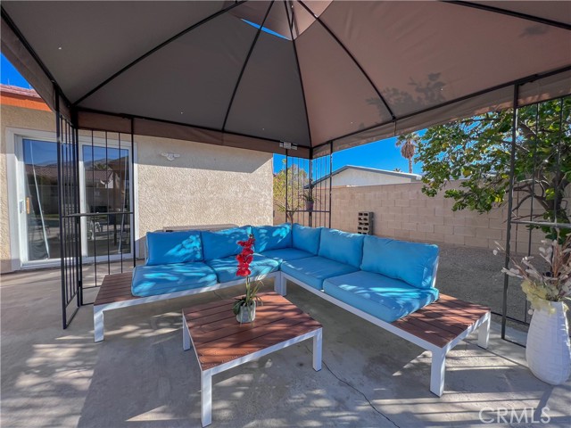 Detail Gallery Image 16 of 38 For 2323 N Sandra Rd, Palm Springs,  CA 92262 - 3 Beds | 2 Baths