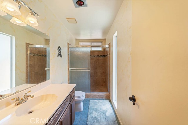 Detail Gallery Image 20 of 43 For 2085 Flame Tree Way, Hemet,  CA 92545 - 2 Beds | 2 Baths