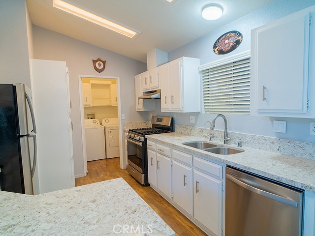 Detail Gallery Image 4 of 20 For 1250 N Kirby St #156,  Hemet,  CA 92545 - 3 Beds | 2 Baths