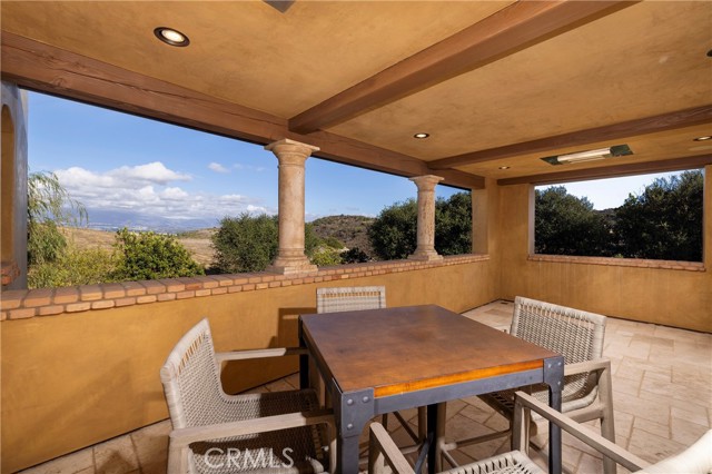 Detail Gallery Image 32 of 55 For 97 Canyon, Irvine,  CA 92603 - 6 Beds | 6/2 Baths