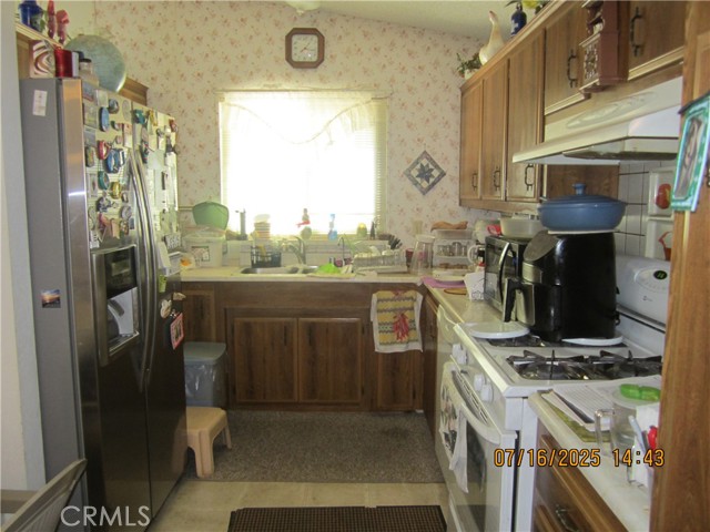 Detail Gallery Image 6 of 24 For 3420 Bent Tree Dr, Santa Maria,  CA 93455 - 2 Beds | 2 Baths