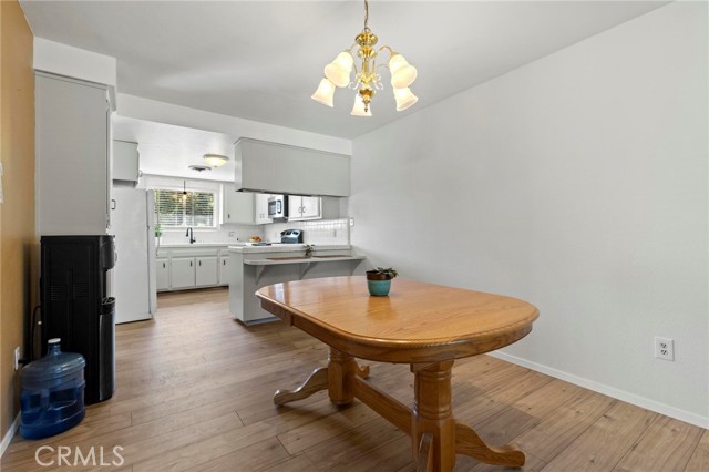 2170 Ramsey Way, Chico CA: https://media.crmls.org/medias/864a1ba3-d6b4-4542-aca6-d74b585cb166.jpg