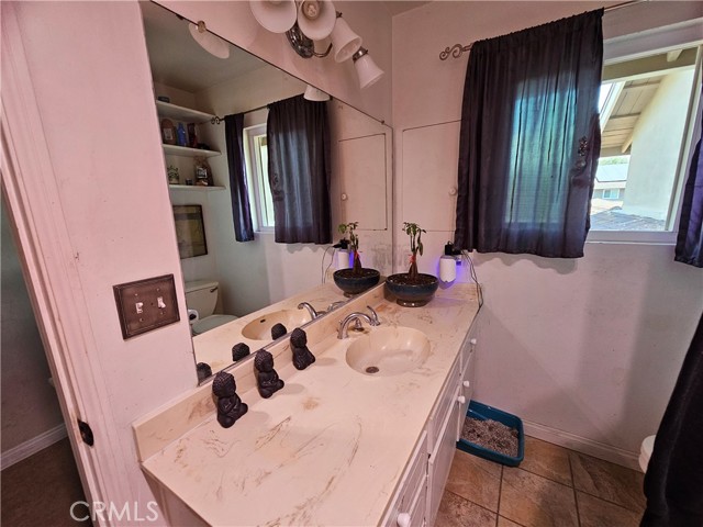 Detail Gallery Image 22 of 28 For 4718 Woodbend, San Bernardino,  CA 92407 - 2 Beds | 2 Baths