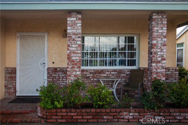 Detail Gallery Image 4 of 44 For 17433 Granada Ave, Fontana,  CA 92335 - 3 Beds | 2 Baths