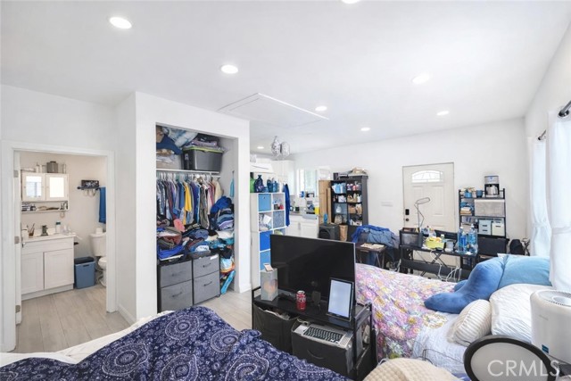 Detail Gallery Image 20 of 26 For 161 W Harcourt St, Long Beach,  CA 90805 - 3 Beds | 2 Baths