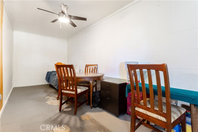 Detail Gallery Image 58 of 74 For 9826 Columbus, North Hills,  CA 91343 - 7 Beds | 5/1 Baths