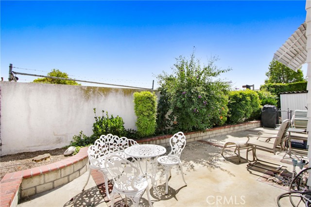 Detail Gallery Image 3 of 21 For 4095 Fruit St #920,  La Verne,  CA 91750 - 2 Beds | 2 Baths