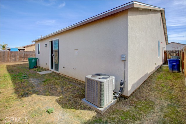 Detail Gallery Image 26 of 30 For 1705 Spadafore St, Los Banos,  CA 93635 - 3 Beds | 2 Baths