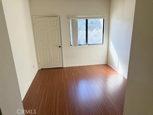 Detail Gallery Image 11 of 19 For 3105 Montrose Ave #3,  La Crescenta,  CA 91214 - 2 Beds | 2/1 Baths