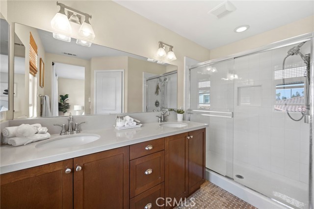 17539 Riverstone Court, Fountain Valley CA: https://media.crmls.org/medias/865111cb-465d-4ff3-a84b-42f6fb6ad142.jpg