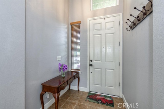 Detail Gallery Image 3 of 38 For 2925 Keats Ave, Clovis,  CA 93611 - 3 Beds | 2 Baths