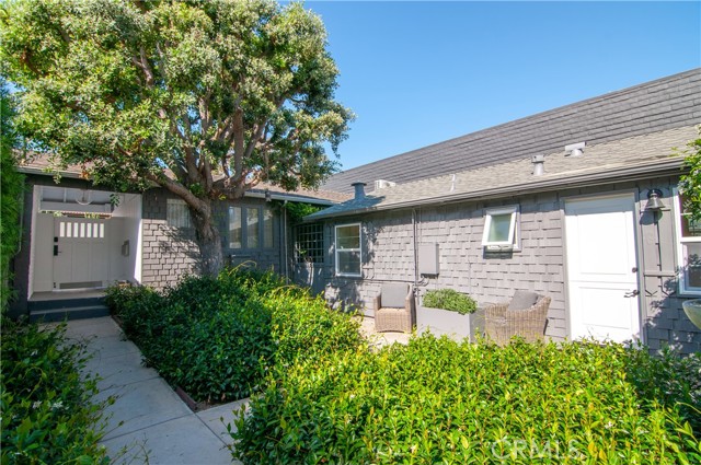 Detail Gallery Image 2 of 15 For 1145 North Coast Highway #C,  Laguna Beach,  CA 92651 - 0 Beds | 1 Baths