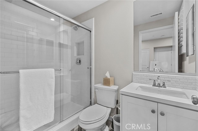 Detail Gallery Image 28 of 52 For 214 Elkhorn, Irvine,  CA 92618 - 3 Beds | 3/1 Baths