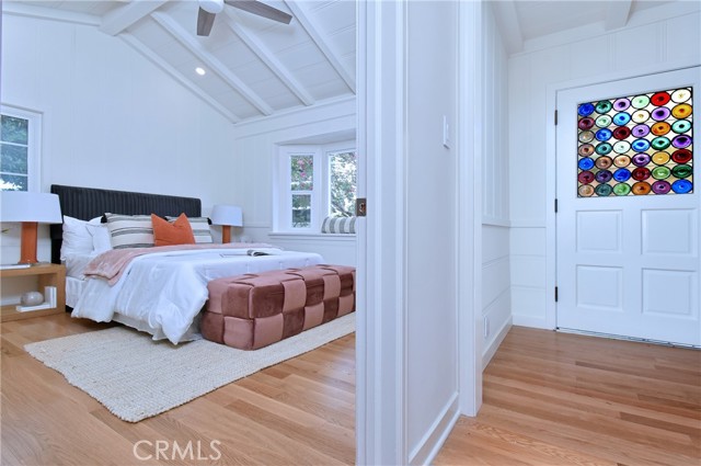 Detail Gallery Image 23 of 51 For 11042 Fruitland Dr, Studio City,  CA 91604 - 3 Beds | 4 Baths