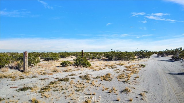 15745 Silver Rock Road, Pinon Hills, California 92372, ,Land,For Sale,15745 Silver Rock Road,CRHD23079156