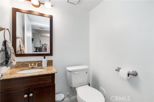 Detail Gallery Image 7 of 24 For 1650 S Campus #12,  Ontario,  CA 91761 - 2 Beds | 2 Baths