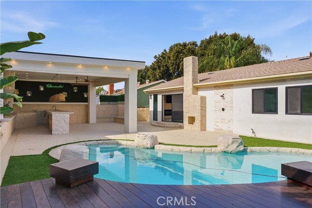 Front Image Thumbnail for CRDW26055097