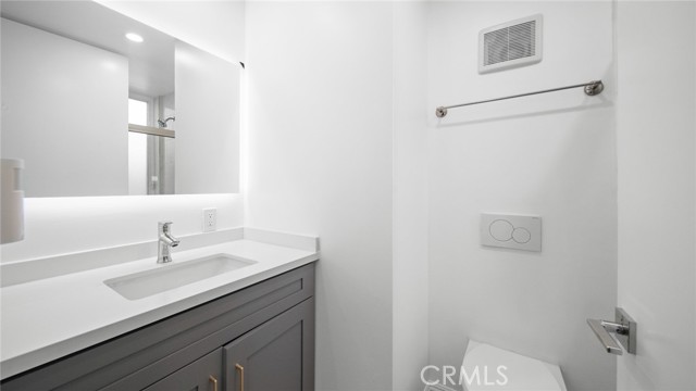 2306 Aviation Boulevard, Redondo Beach, California 90278, 4 Bedrooms Bedrooms, ,5 BathroomsBathrooms,Residential,Sold,Aviation,PV21200474