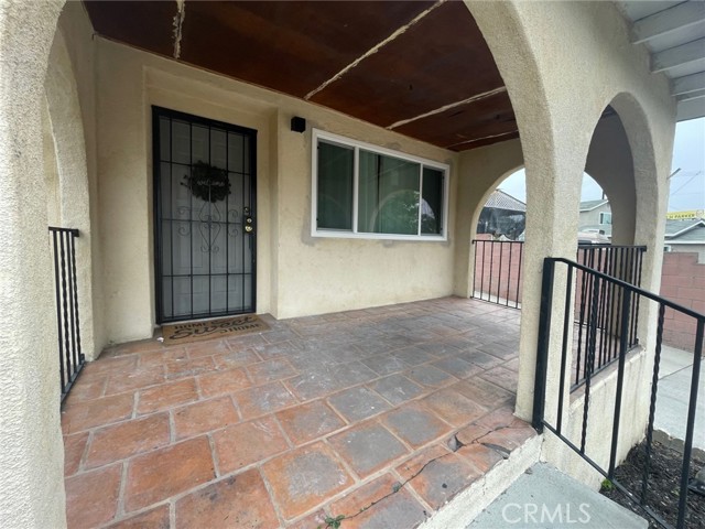 Detail Gallery Image 5 of 22 For 20437 Kenwood Ave, Torrance,  CA 90502 - 3 Beds | 2 Baths
