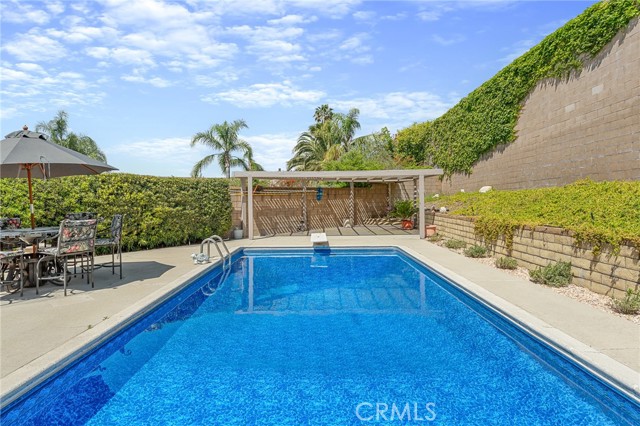 Detail Gallery Image 37 of 48 For 10664 Finch Ave, Rancho Cucamonga,  CA 91737 - 4 Beds | 2/1 Baths