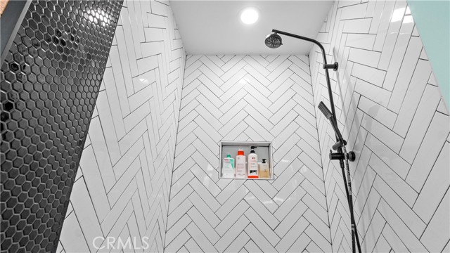 Detail Gallery Image 23 of 38 For 5323 Arlington Ave, Los Angeles,  CA 90043 - 3 Beds | 3 Baths