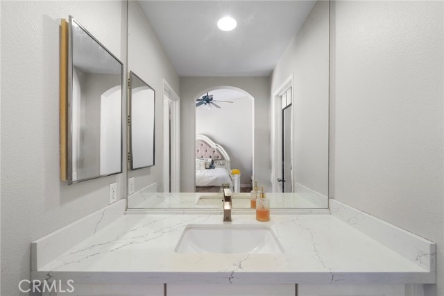 Detail Gallery Image 23 of 30 For 839 S Yellowstone Way, Anaheim,  CA 92808 - 2 Beds | 2/1 Baths