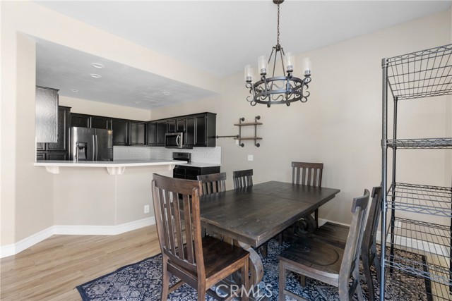 Detail Gallery Image 12 of 41 For 1128 Grass Valley Way, Santa Maria,  CA 93454 - 4 Beds | 3 Baths