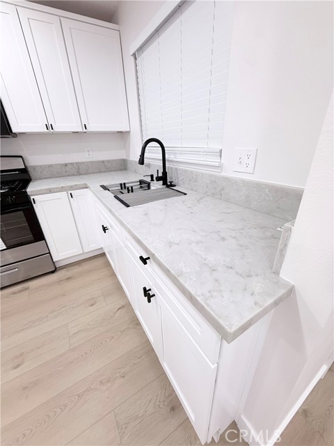 Detail Gallery Image 6 of 21 For 2837 7th, Rialto,  CA 92376 - 4 Beds | 2 Baths