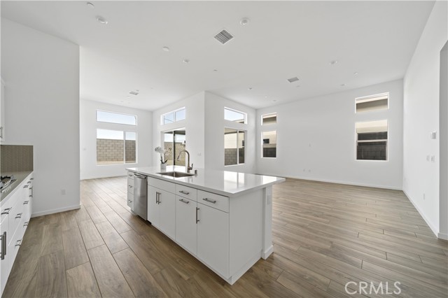 Detail Gallery Image 2 of 12 For 280 Mustang Ln, Palm Springs,  CA 92262 - 3 Beds | 2/1 Baths