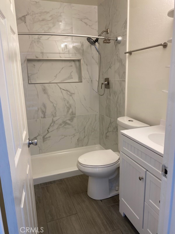 Detail Gallery Image 4 of 19 For 6723 6723 Valinda, Rancho Cucamonga,  CA 91701 - 4 Beds | 2 Baths