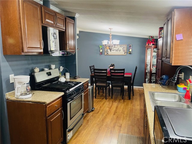 Detail Gallery Image 4 of 33 For 17400 Valley Blvd #66,  Fontana,  CA 92335 - 3 Beds | 2 Baths