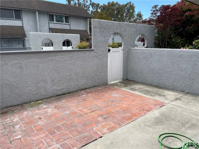4666 Pinecrest, Huntington Beach CA: https://media.crmls.org/medias/86583c77-4de0-4402-9cb1-7ed6ea16d503.jpg