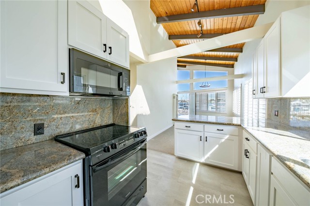 Detail Gallery Image 5 of 34 For 311 E Edgewater a,  Newport Beach,  CA 92661 - 2 Beds | 1 Baths