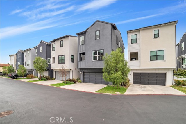 516 Caleigh Lane, Costa Mesa CA: https://media.crmls.org/medias/865a107b-ba62-4a68-8e8d-c689e224df8d.jpg