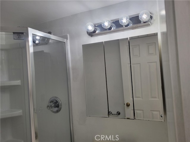 240 Linden Avenue, Long Beach CA: https://media.crmls.org/medias/865b1523-1aae-4c81-b4dc-41575a58b5e6.jpg