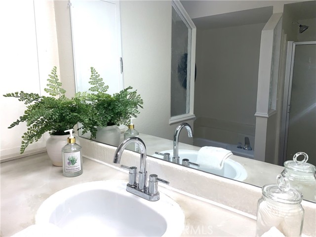 Detail Gallery Image 17 of 40 For 11092 E Highway 20, Clearlake Oaks,  CA 95423 - 3 Beds | 2 Baths