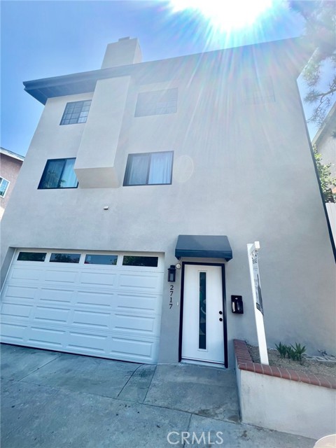 2717 Chadwick Circle, Los Angeles CA: https://media.crmls.org/medias/865bdce9-6e55-4600-a724-4ef835bab64e.jpg
