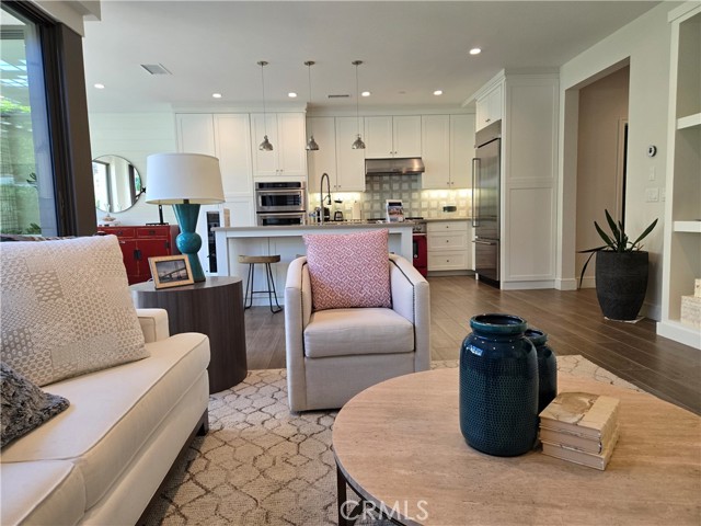 Detail Gallery Image 37 of 41 For 205 Oceano, Irvine,  CA 92602 - 3 Beds | 2/1 Baths