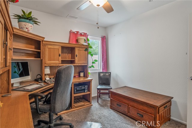 7483 Catalpa Avenue, Highland CA: https://media.crmls.org/medias/865d17da-a5a3-43d3-bd53-590f04e92e5e.jpg